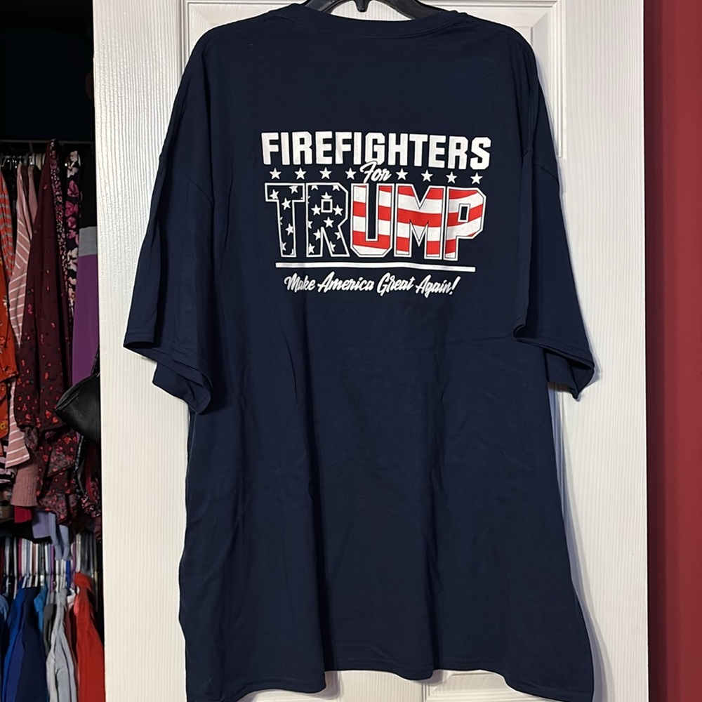 Trump Gildan Men's Navy Blue Shirt firefighters for Trump 2020 size 3xl